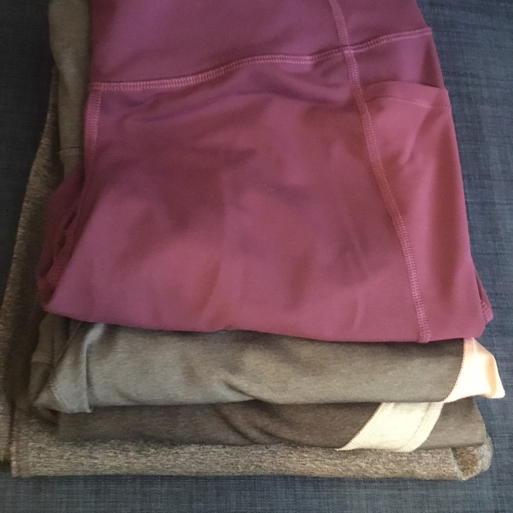 ✨✨4 pairs Active wear Leggings Capris SZ XL Tall✨✨